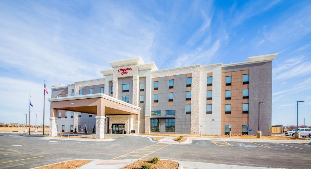 Hampton Inn By Hilton Wichita Northwest Exterior photo